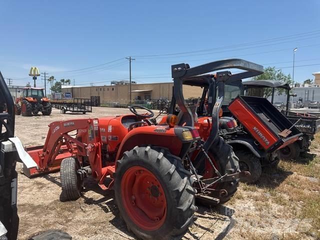Kubota L2501DT Kompaktie traktori