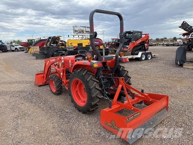 Kubota L2501DT Kompaktie traktori