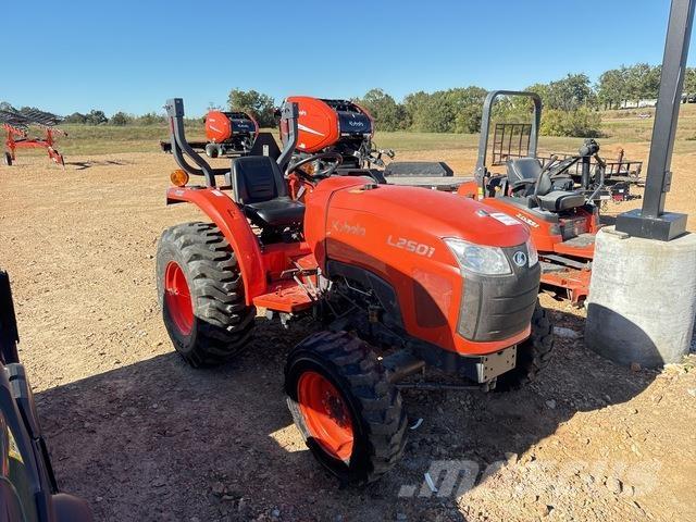 Kubota L2501DT Kompaktie traktori