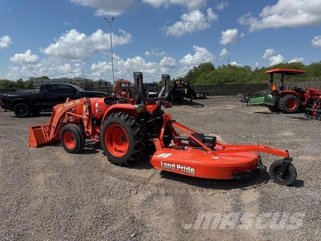 Kubota L2501F Kompaktie traktori