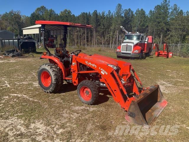 Kubota L2502DT Kompaktie traktori