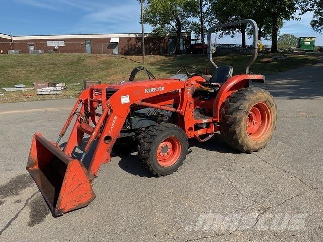 Kubota L3130D Kompaktie traktori