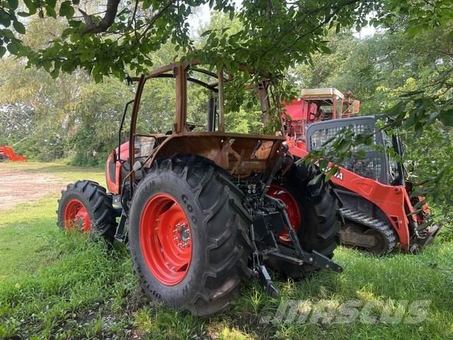 Kubota M5-111D Kompaktie traktori