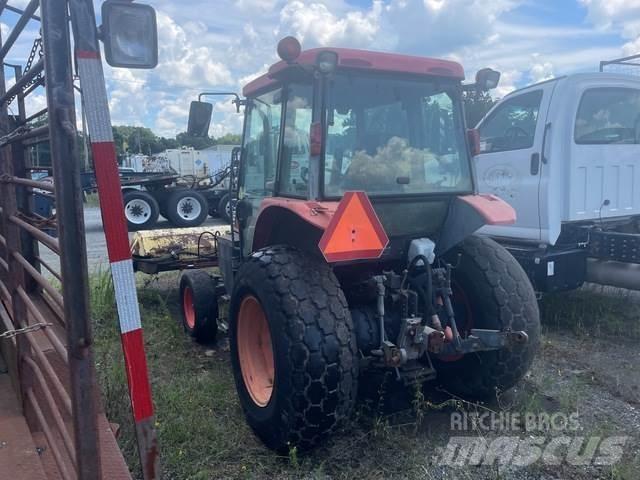Kubota M5700 Iekštelpu slaucīšanas iekārtas