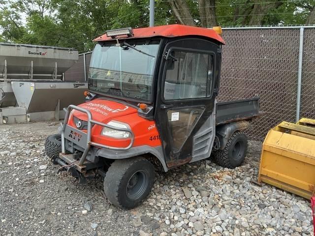 Kubota RTV900 Komunālās mašīnas