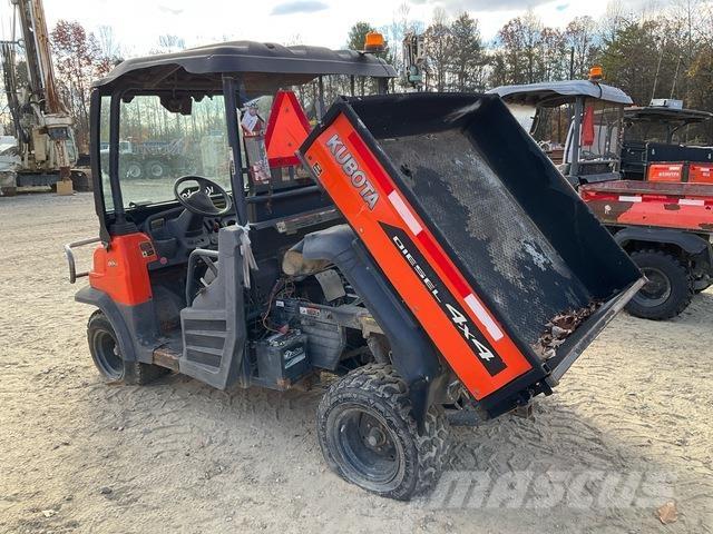 Kubota RTV900 Komunālās mašīnas