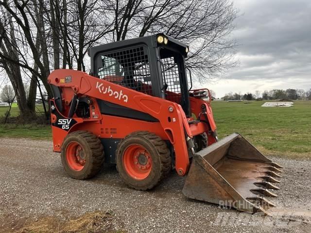Kubota SSV65 Lietoti riteņu kompaktiekrāvēji