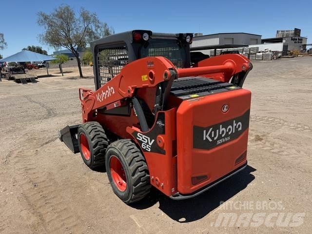 Kubota SSV65H Lietoti riteņu kompaktiekrāvēji