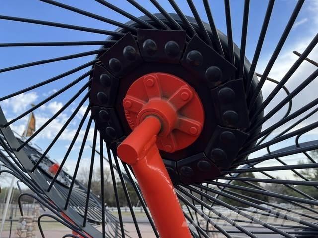 Kuhn SR110 GII Grābekļi un siena ārdītāji