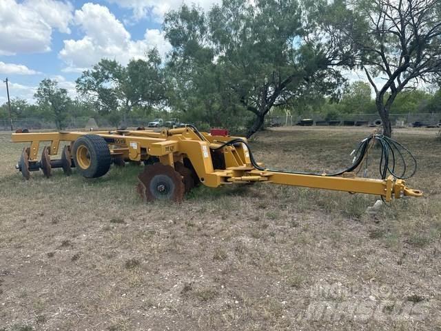 Landoll 6510 Cita augsnes apstrādes tehnika un papildaprīkojums