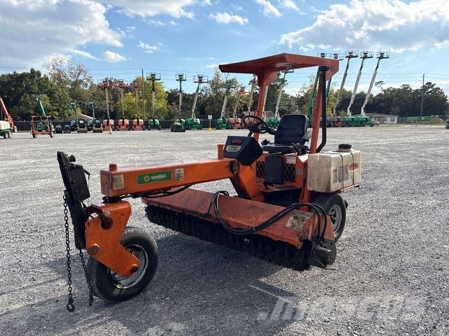 Lay-Mor SM300 Iekštelpu slaucīšanas iekārtas