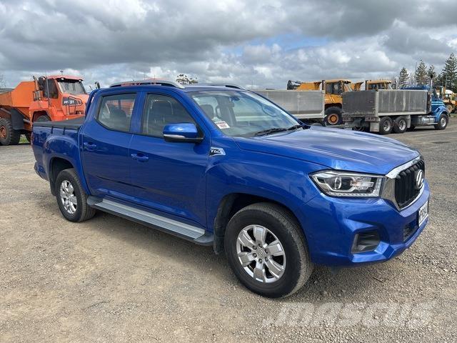 LDV T60 Vieglais kravas automobilis/izkraušana no sāniem