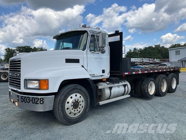 Mack CH 613 Platformas/izkraušana no sāniem