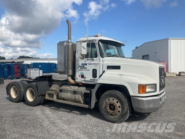 Mack CH613 Vilcēji