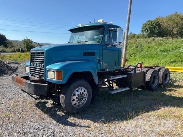 Mack CH613 Kabīnes un interjers