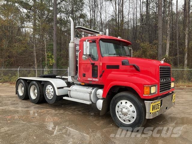 Mack CHN613 Vilcēji