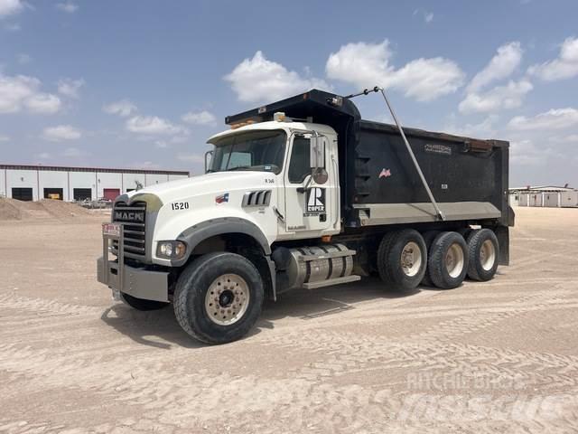 Mack CTP713 Pašizgāzējs