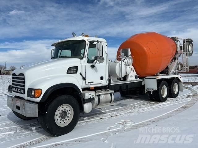 Mack CV513 Citi