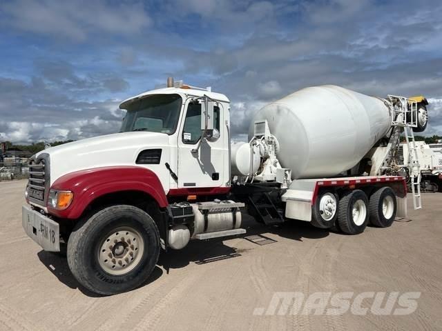 Mack CV513 Citi