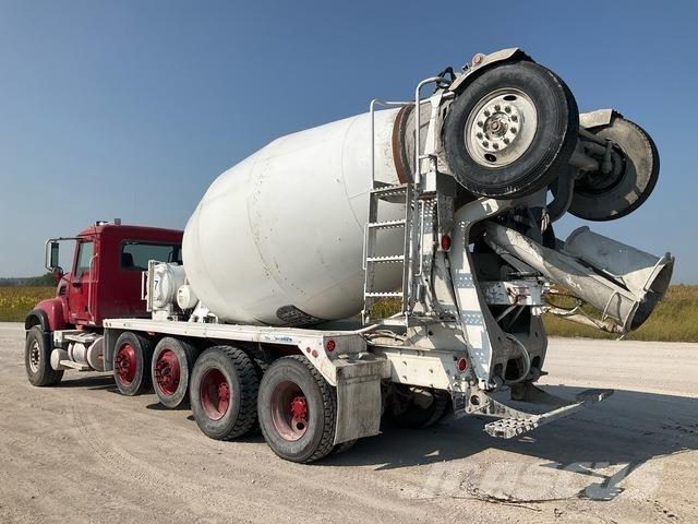 Mack CV513 Citi