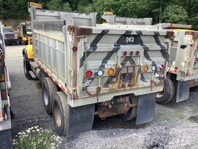 Mack CV700 Sniega naži un tīrītāji