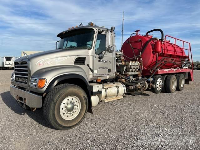 Mack CV713 Būvniecība- Citi