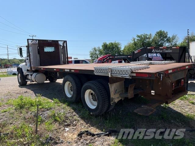 Mack CV713 Platformas/izkraušana no sāniem