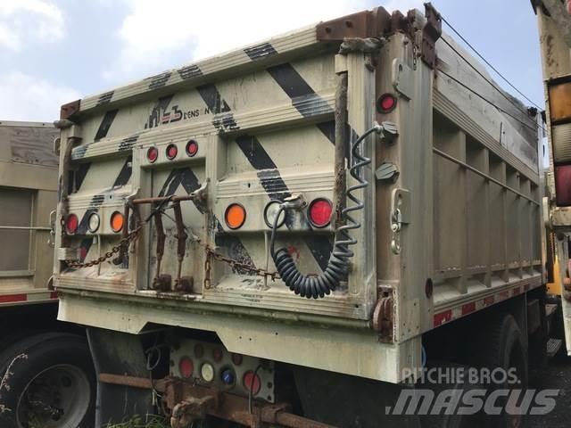 Mack CV713 Pašizgāzējs