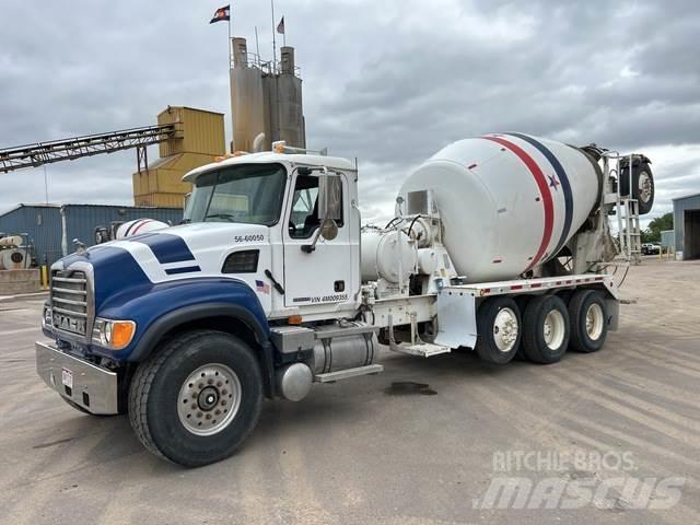 Mack CV713 Citi