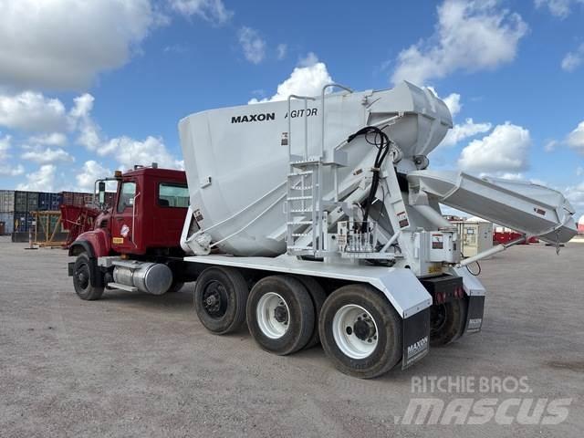 Mack CV713 Citi
