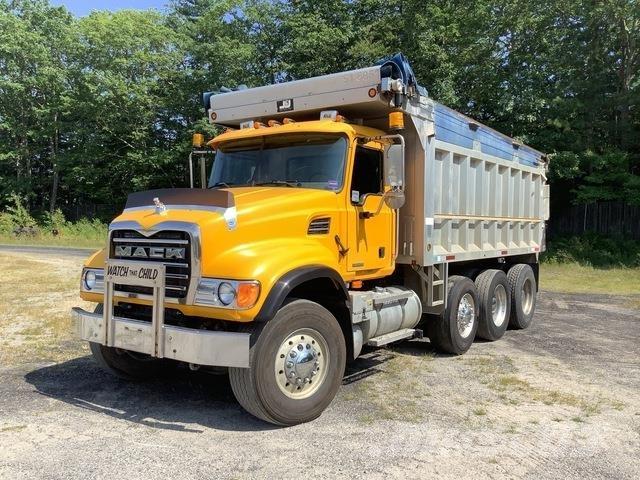 Mack CV713 Pašizgāzējs