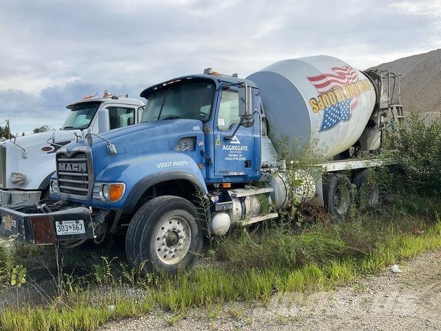 Mack CV713 Citi