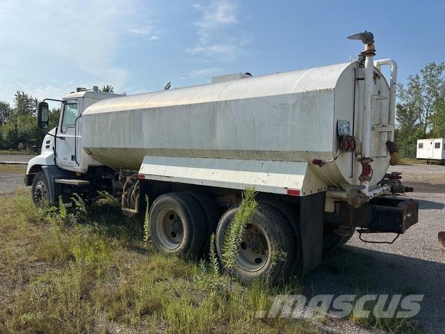 Mack CXN612 Ūdens mašīnas