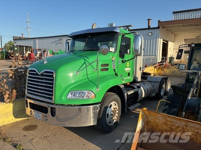 Mack CXU613 Vilcēji