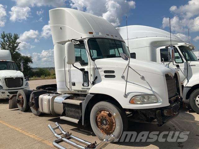 Mack CXU613 Vilcēji