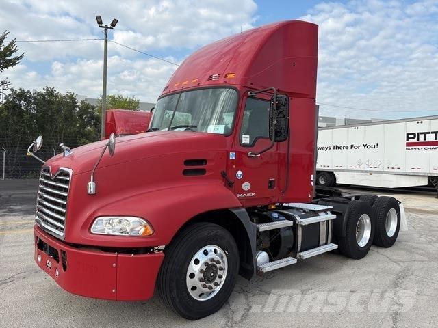 Mack CXU613 Vilcēji