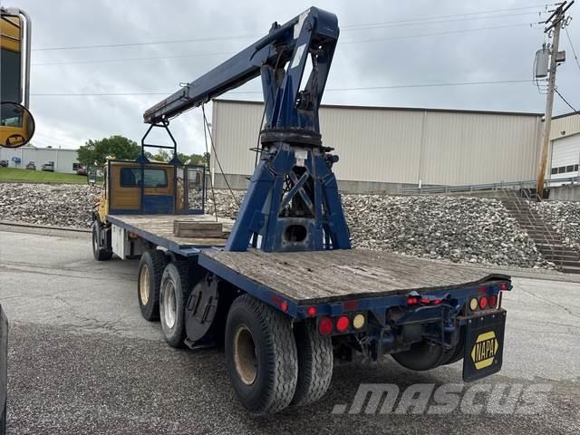 Mack DM688S Citi