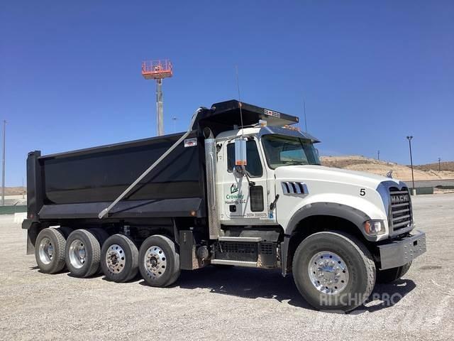 Mack GR104F Pašizgāzējs