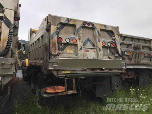 Mack GU713 Sniega naži un tīrītāji