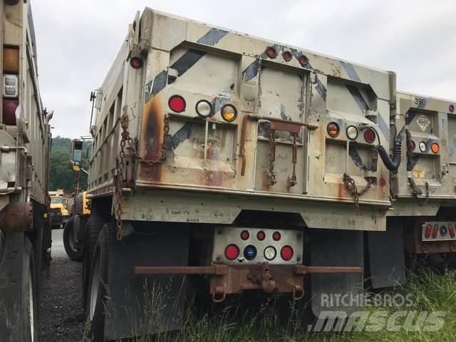 Mack GU713 Sniega naži un tīrītāji