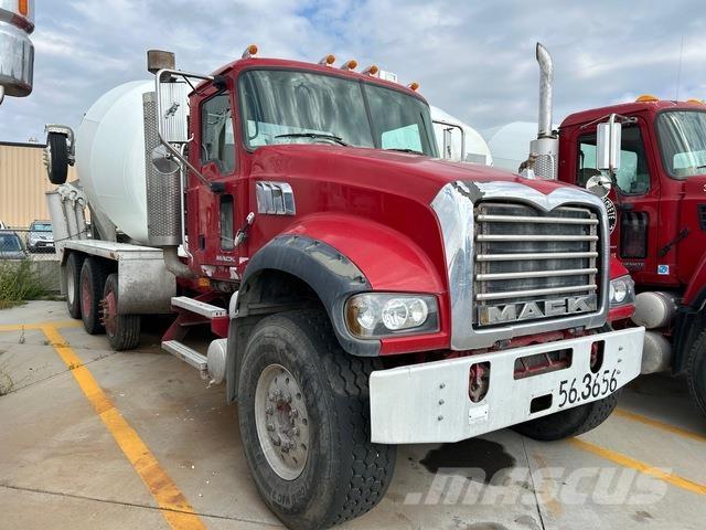 Mack GU713 Citi