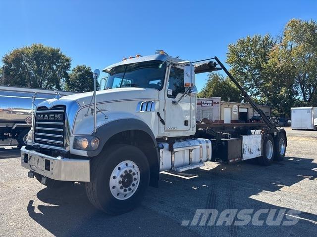 Mack GU713 Kravas automašinas konteineru vedeji