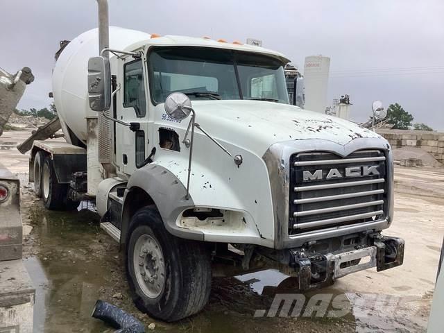 Mack GU813 Citi