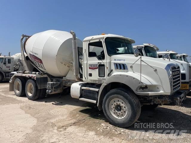 Mack GU813 Citi