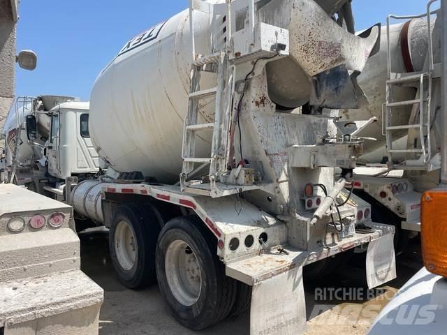 Mack GU813 Citi