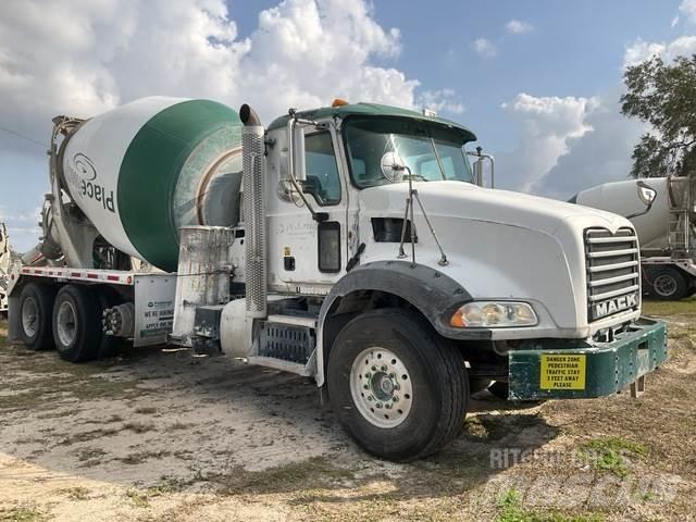 Mack GU813 Citi