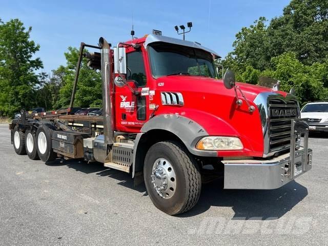 Mack GU813 Kravas automašinas konteineru vedeji