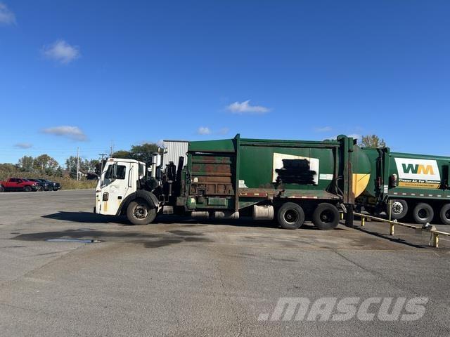 Mack LE613 Atkritumu izvešanas transports