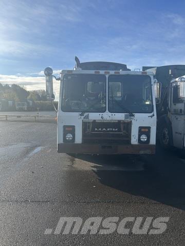 Mack LE613 Atkritumu izvešanas transports