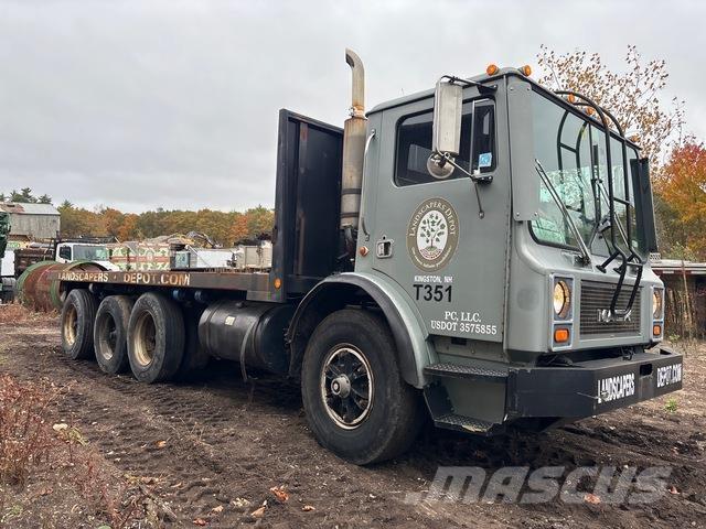 Mack MR611S Platformas/izkraušana no sāniem